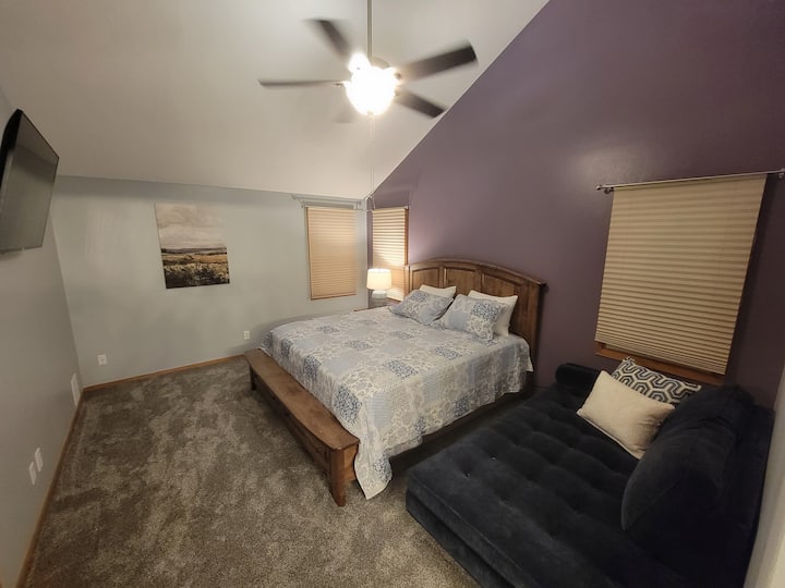 საძინებელი 1