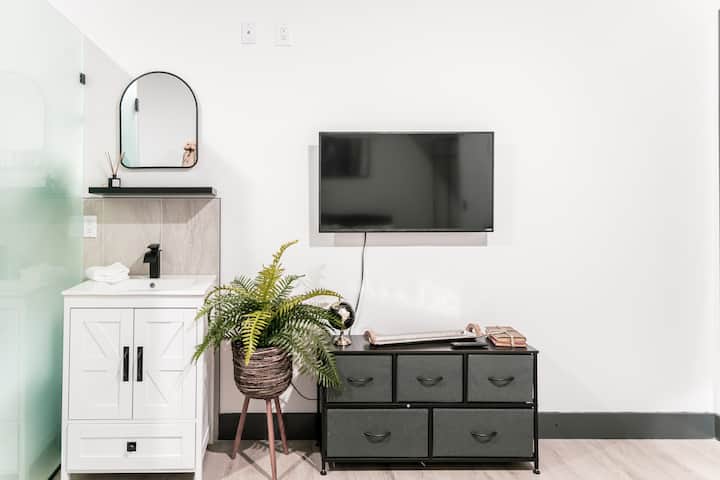 Discover Nyc In Stylish Studio-25 Mins To Nyc - West New York, NJ