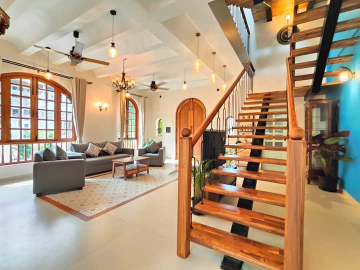 Living room image 4