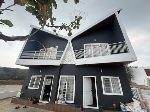 Butterfly villa w private swimming pool n Yelagiri