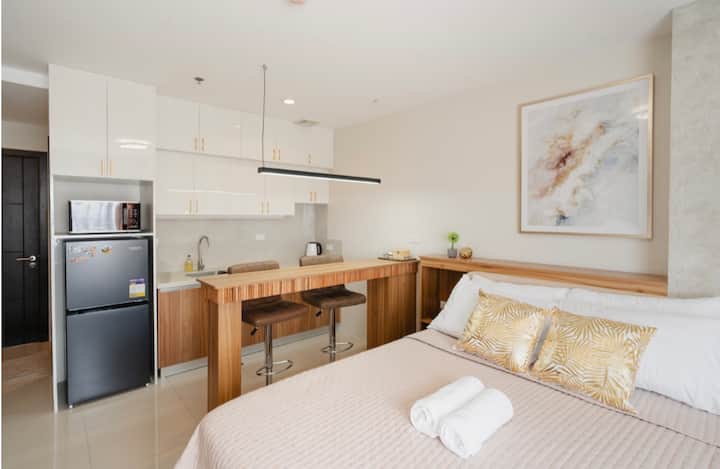 Sitari Condo, The Royal Place. - Bacolod
