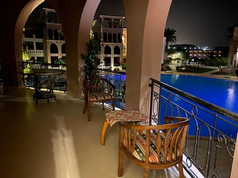 Poolside 3+2 APT in TalaBay – No Entrance Fees!