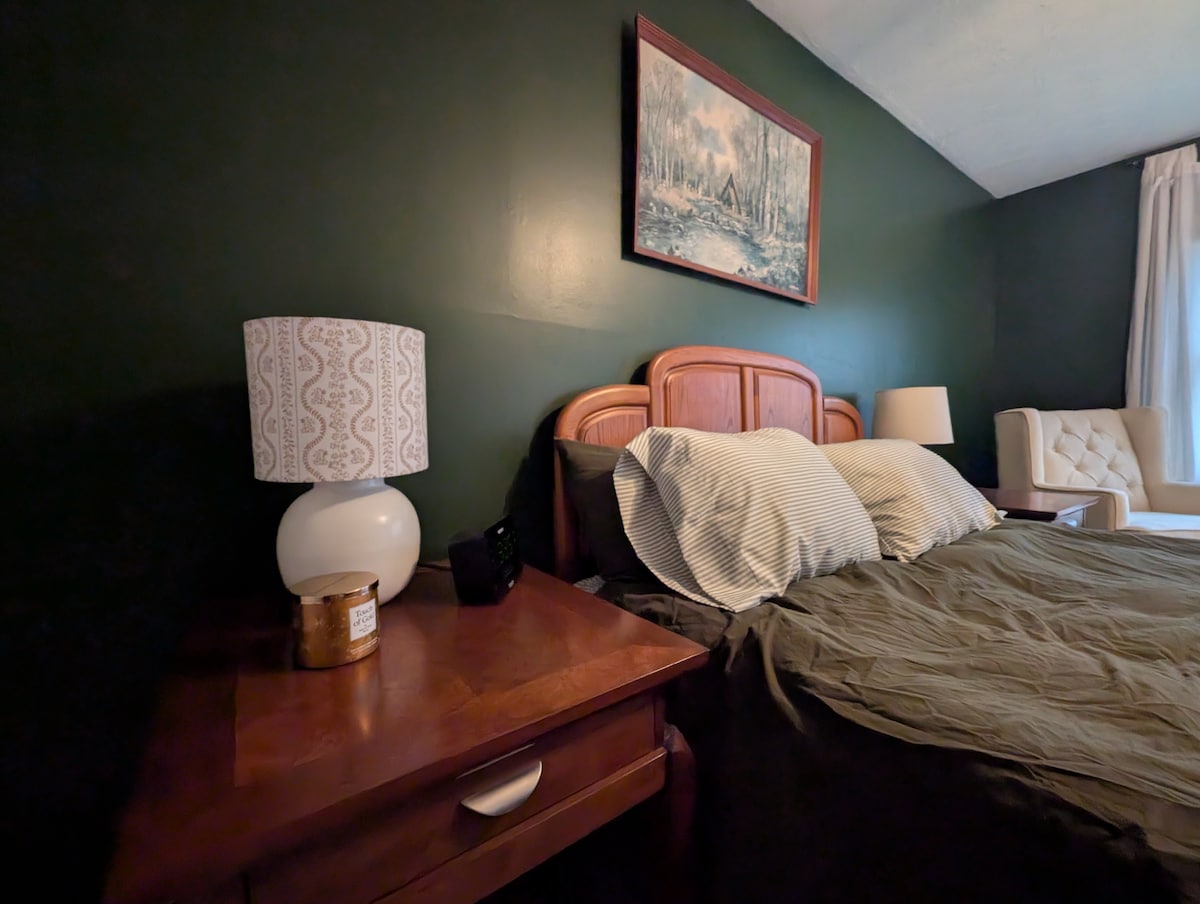 საძინებელი 1