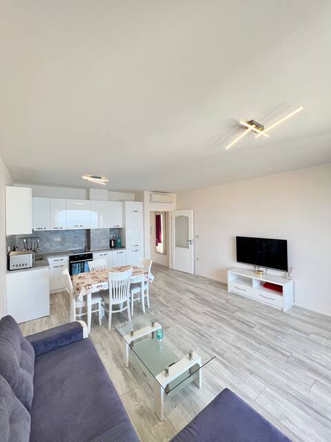 Top Airbnb: La Mer Sea View in Приморски