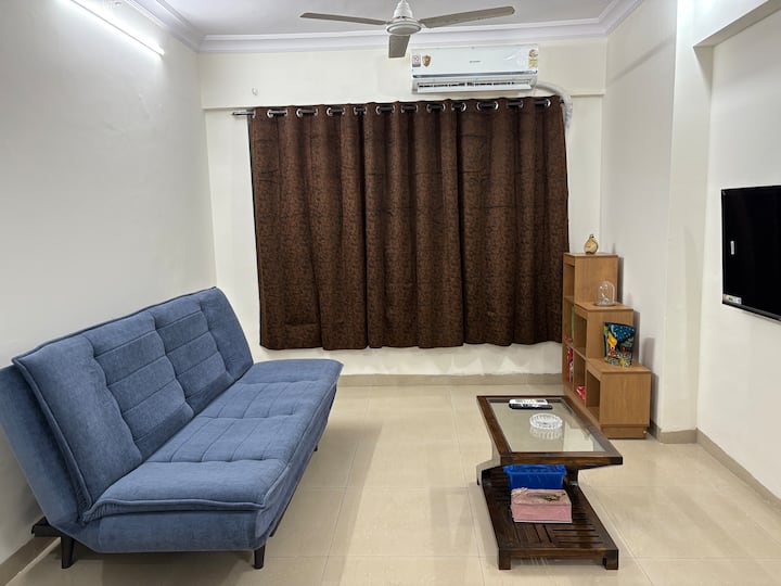 Stylish 2bhk Near Lokhandwala, Kokilaben & Nesco - Mumbai
