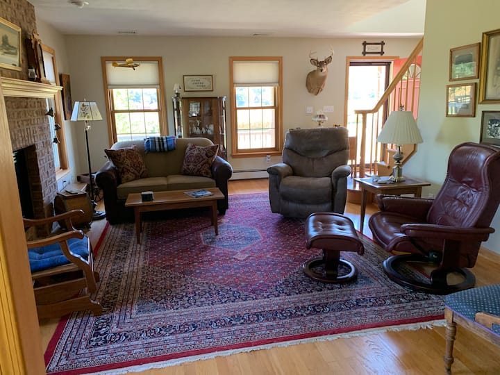 Charming Pennsylvania Farmhouse Getaway-3br/2.5ba - Rothrock State Forest, State College