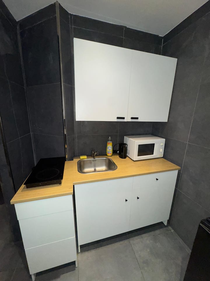 Suite Julius Cesar Private Sauna&jacuzzi Kreuzberg - برلين