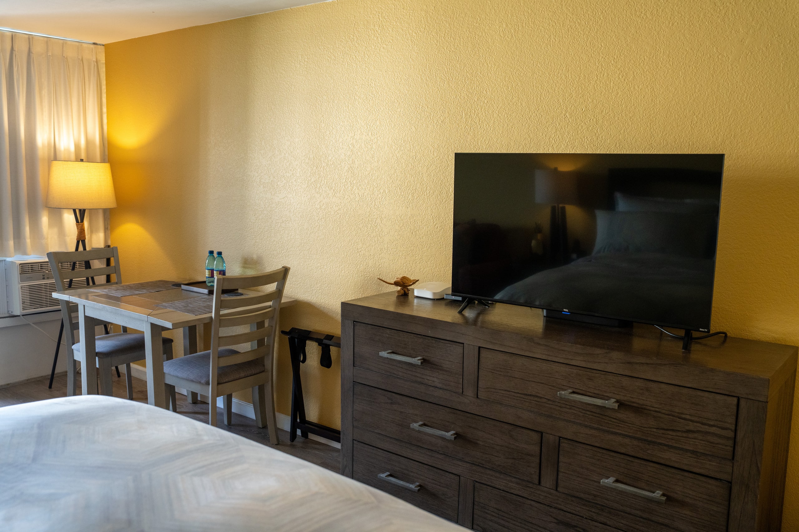 Condo in Honolulu · ★5.0 · 1 bedroom · 2 beds · 1 private bath - Image 9