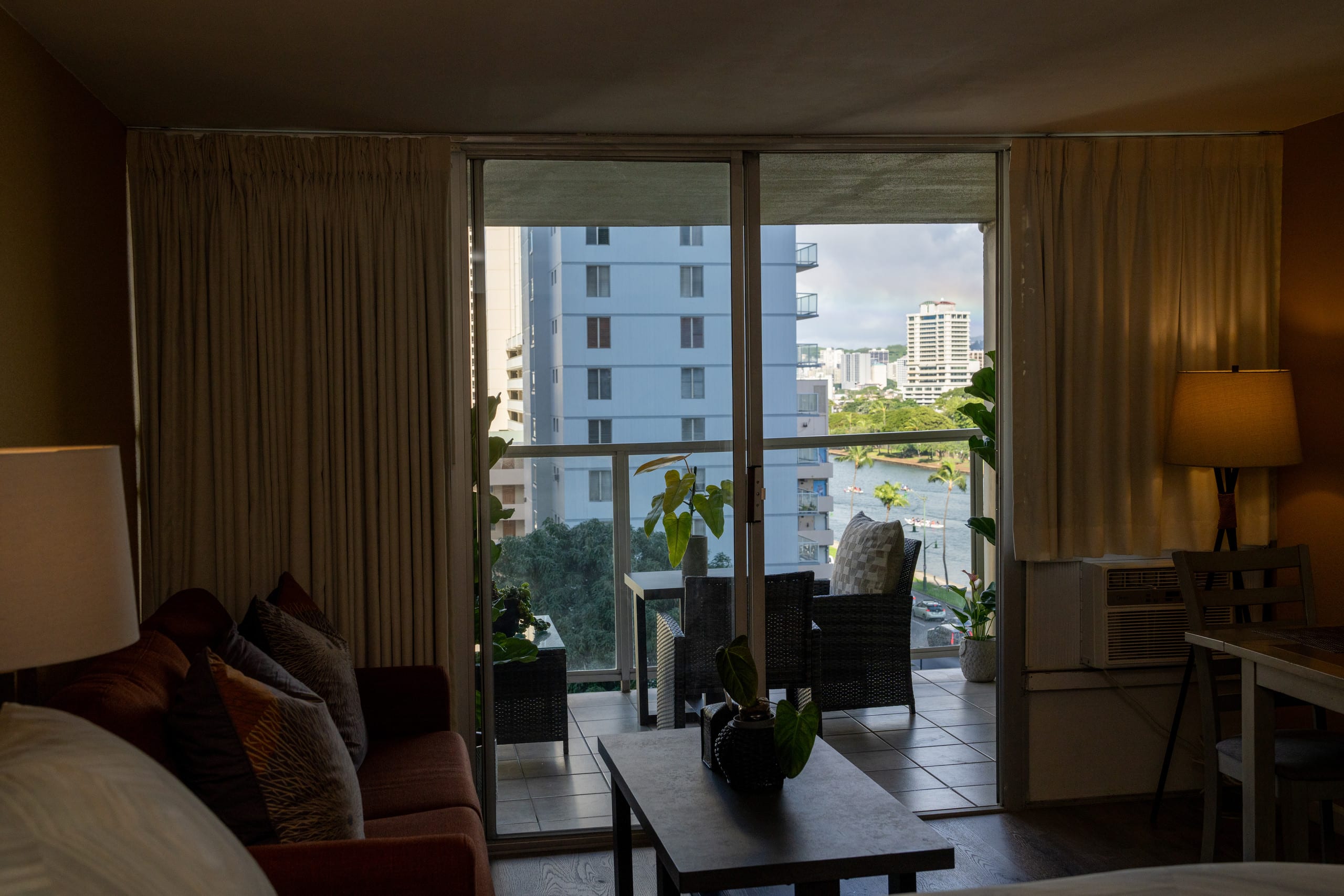 Condo in Honolulu · ★5.0 · 1 bedroom · 2 beds · 1 private bath - Image 12