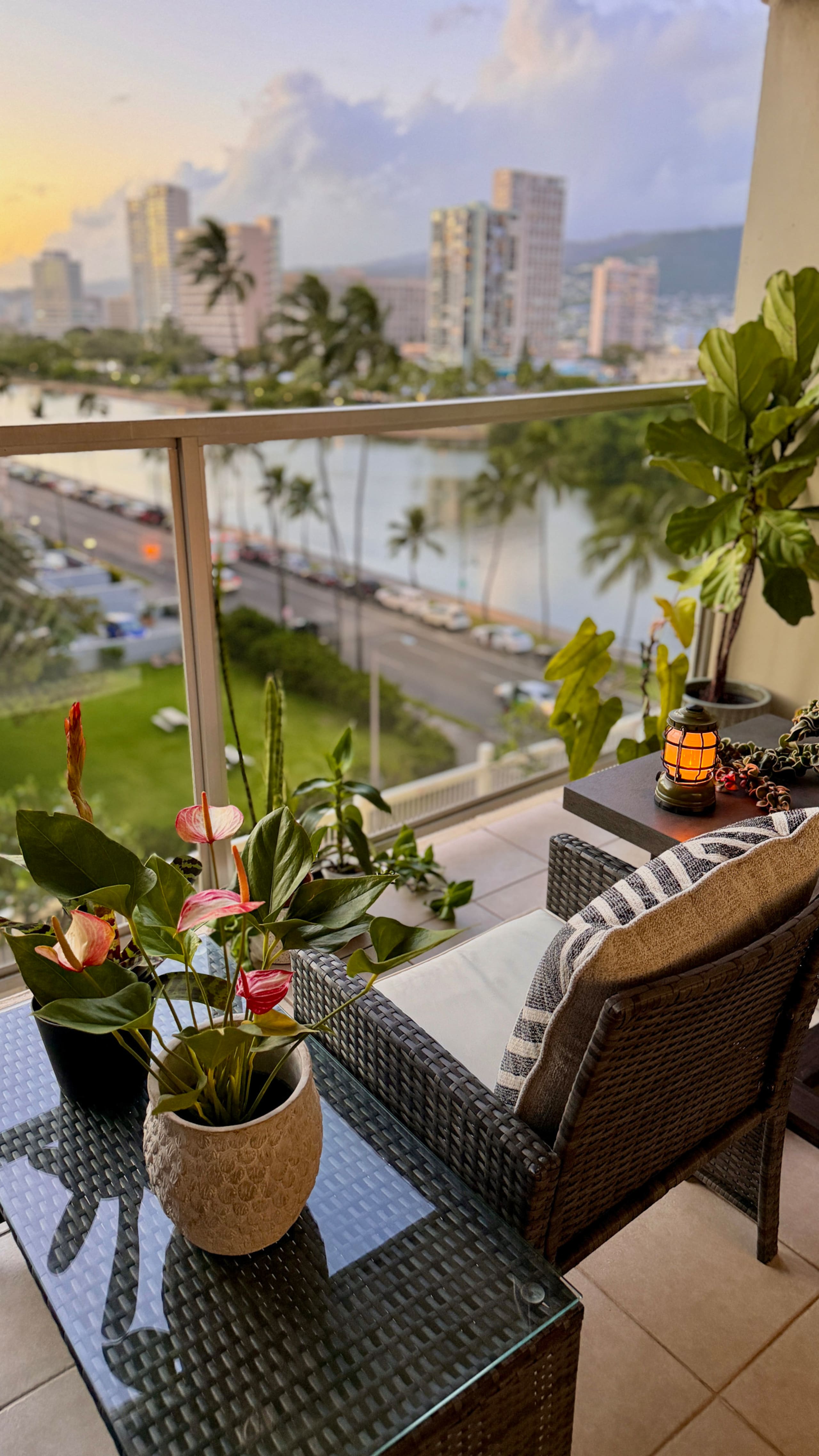 Condo in Honolulu · ★5.0 · 1 bedroom · 2 beds · 1 private bath - Image 32