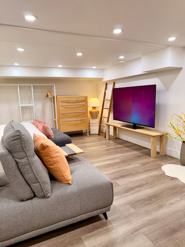 Where Modern Comfort Meets Calm And Light - London, Ontario
