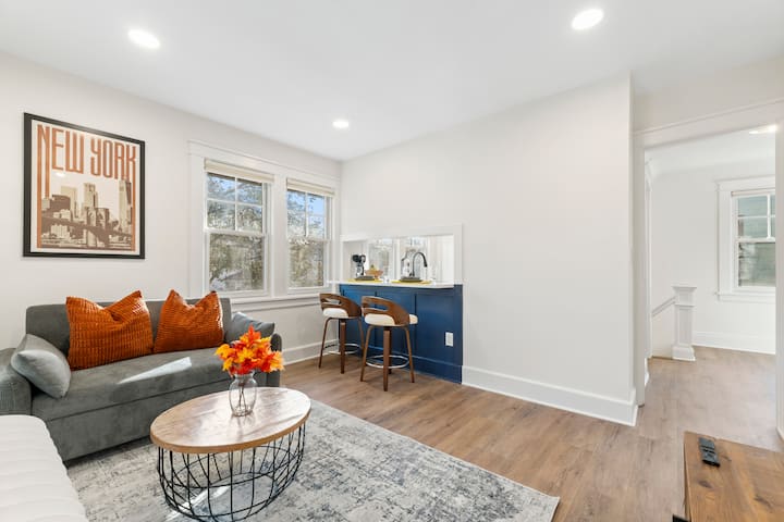 The Bar Loft - Second Floor Suite Pet Friendly - Rockland County, NY