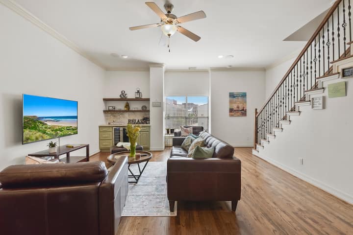 Charming 3br Home-only Mins Museums, Med&downtown - Houston, TX