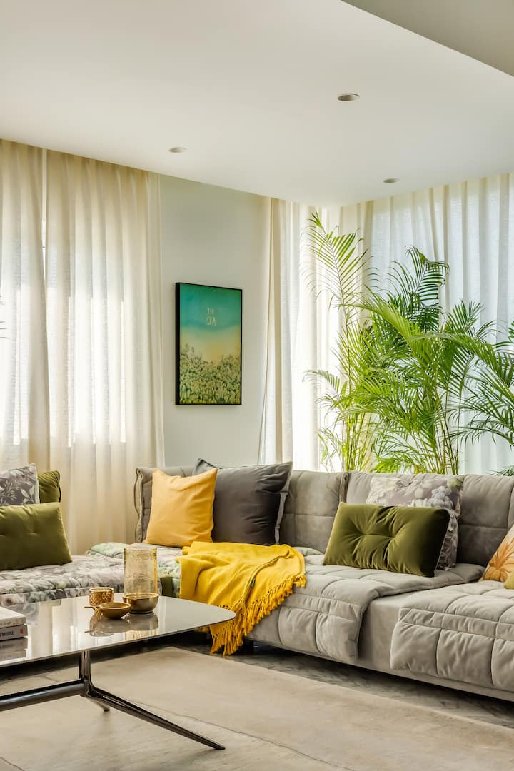 Living room image 4