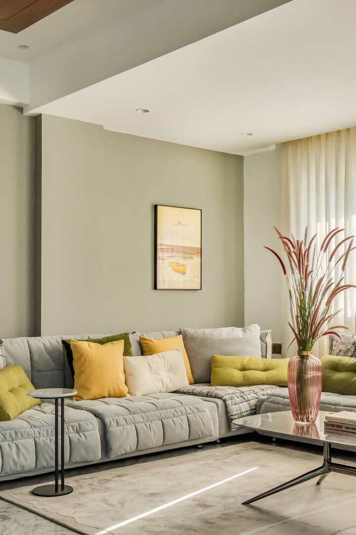 Living room image 8