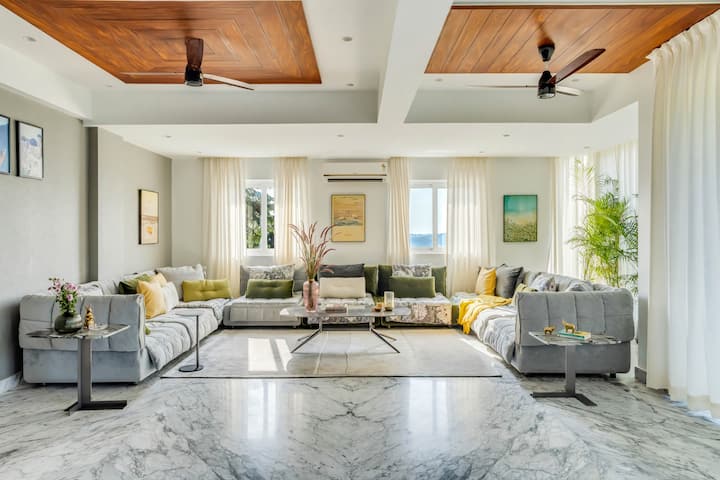 Living room image 5
