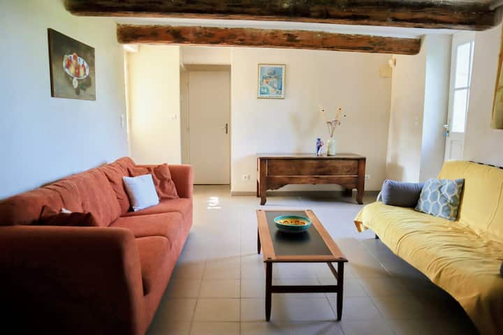 Domaine La Piégone - La Ferme - Proche Grignan - Grignan