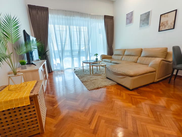 Work Life Balance Family Suite @Waterfront • 4 Pax - Tanjung Bungah
