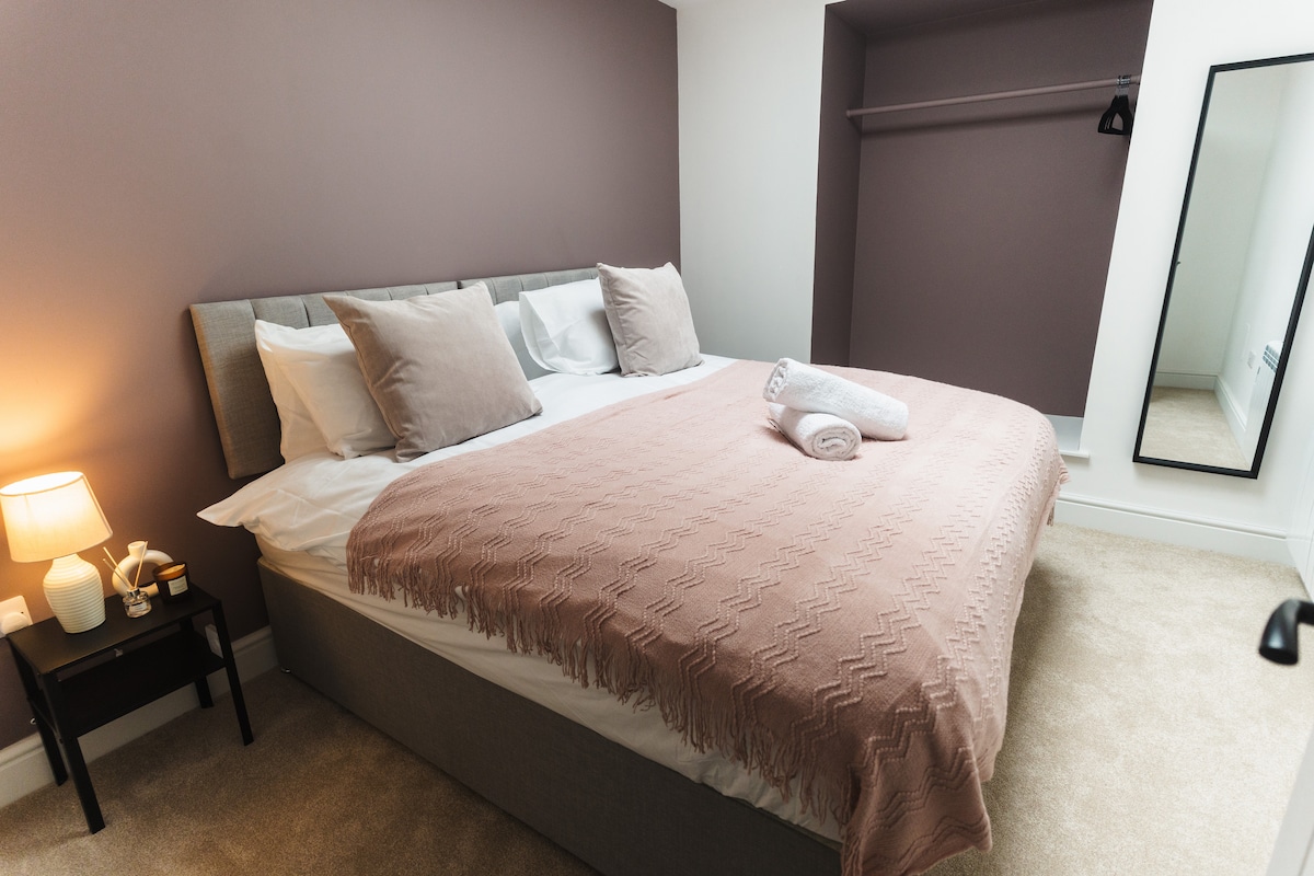 Dhoma e gjumit 1, krevat super king