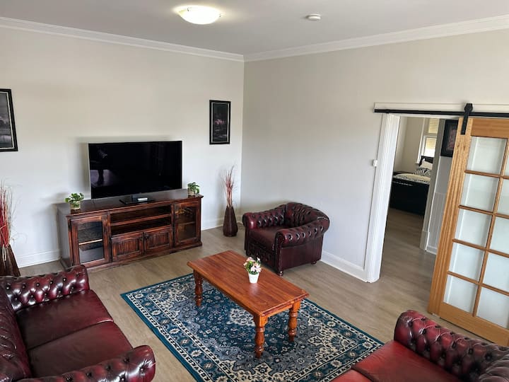 Cosy House Near Blue Lake With City Access - Mount Gambier