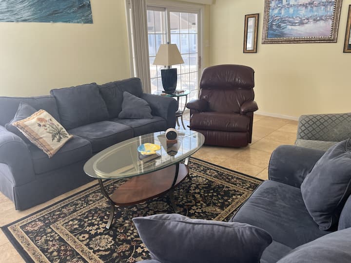 Beach Themed Townhome  Conveniently Located. - Lewes, DE