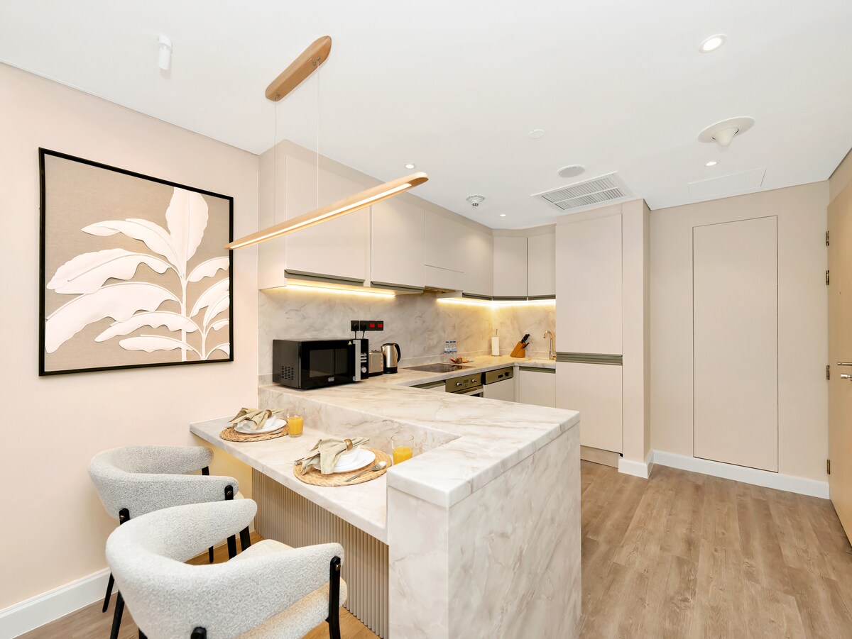 Studio Apartment · Emaar Residences Fashion Avenue · V 3
