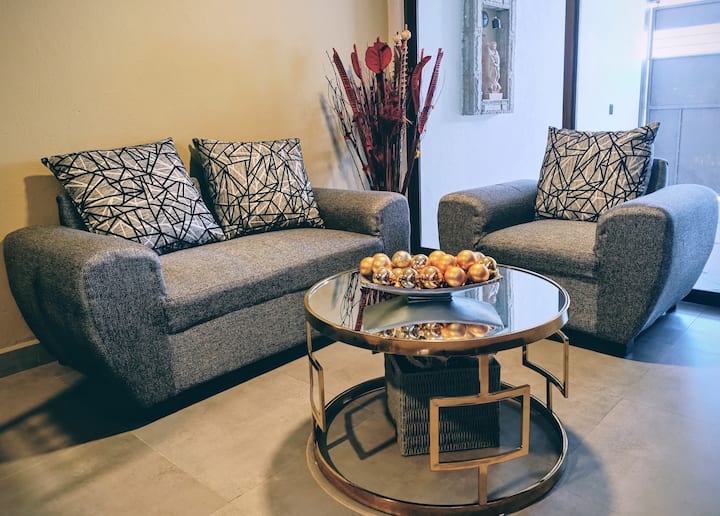 Linda Casa Pet Friendly (Américas) Con Cochera - Morelia