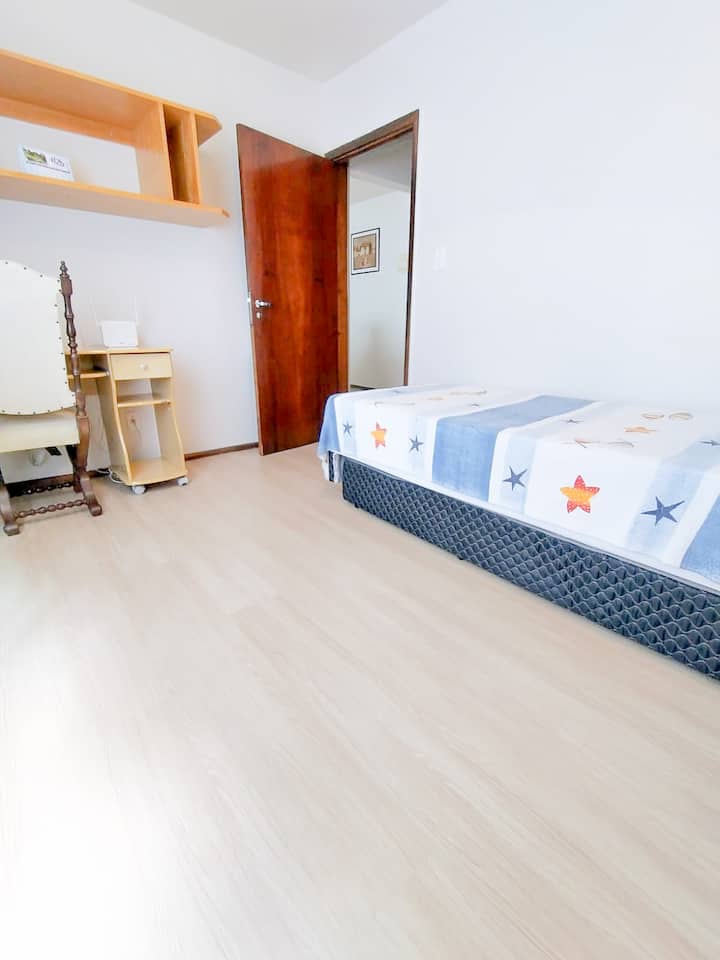 საძინებელი 1