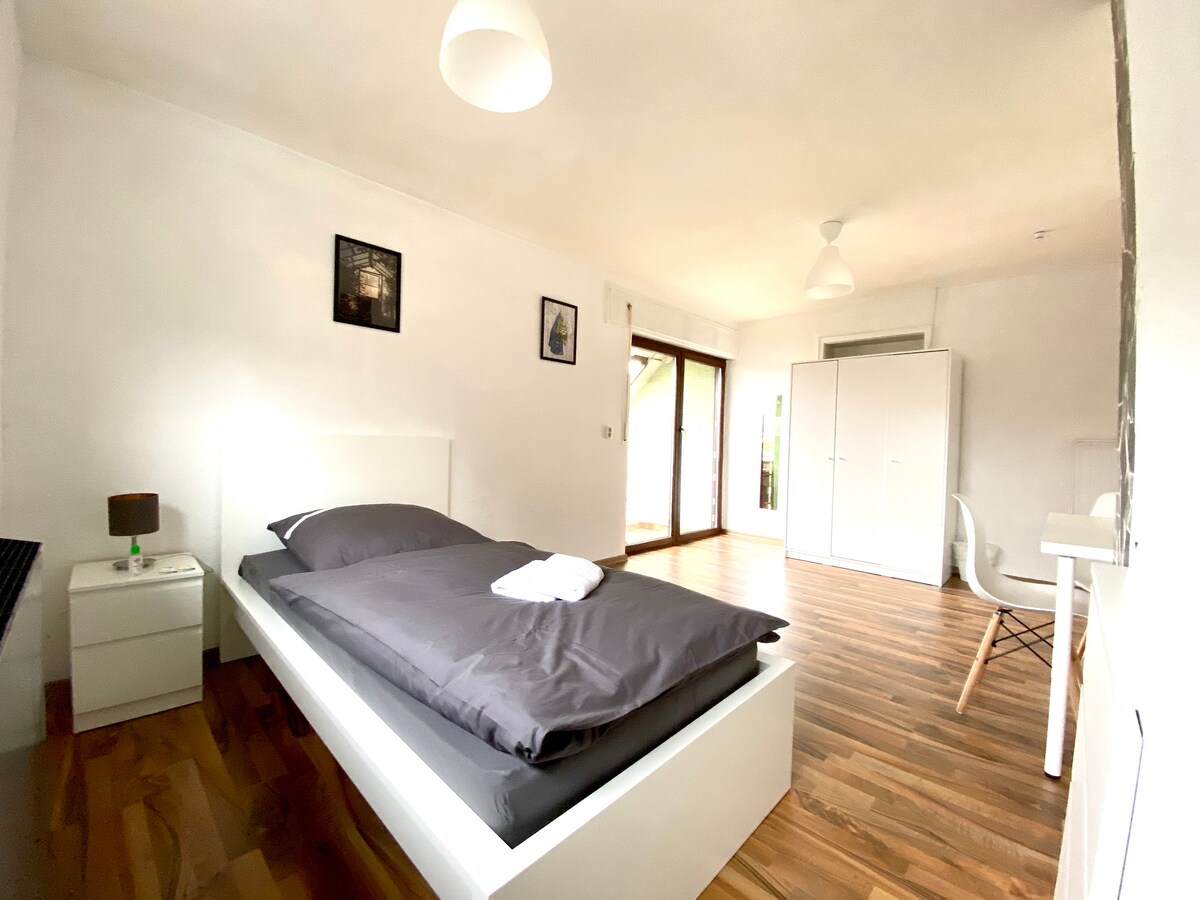 غرفة النوم 1