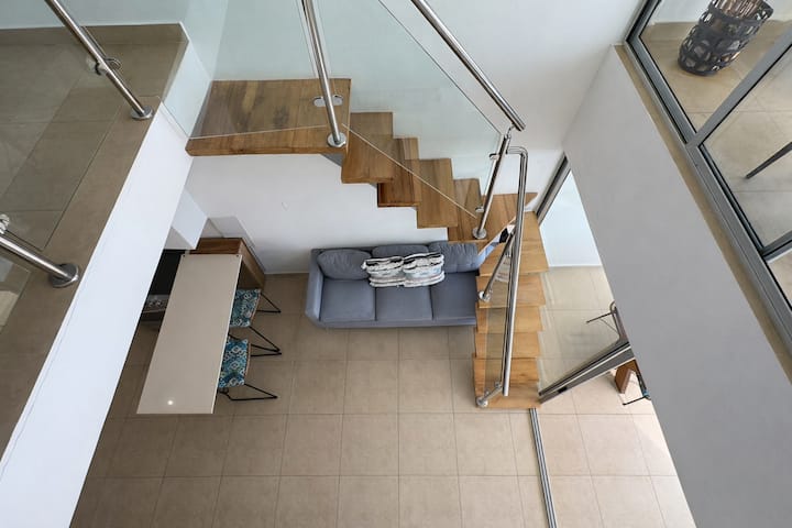 5th Floor Oceanfront Penthouse-loft & 2 Balconies - Esterillos Este