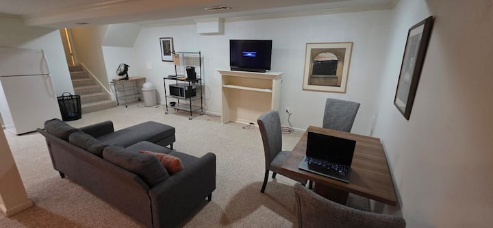 Basment Suite - Fairfax, VA