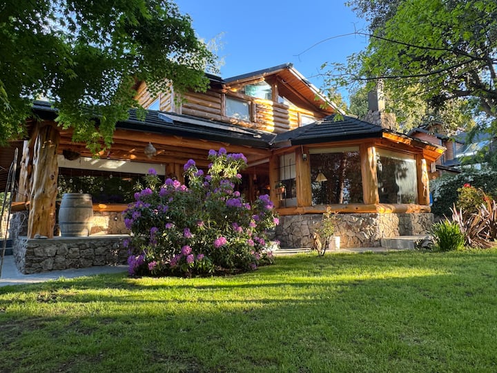 Casa Aria Con La Calidez Y Comodidad De Un Hogar. - San Carlos de Bariloche