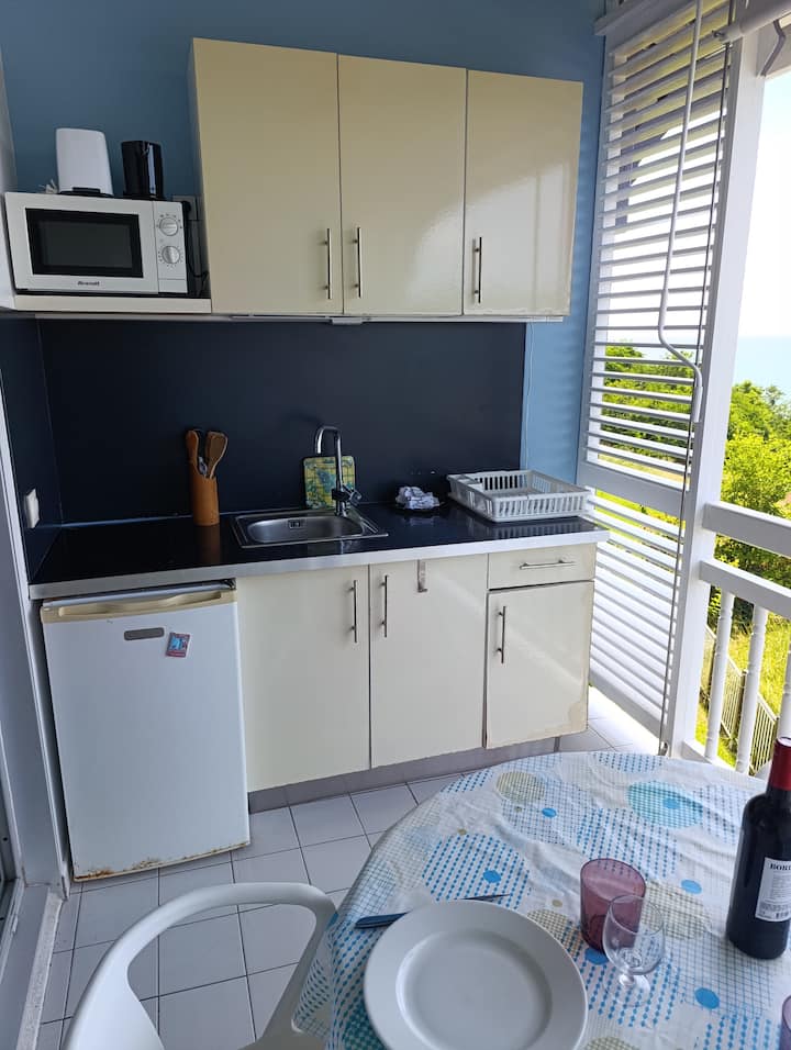Studio 715 Au Diamant -Vue Mer, Rocher, Piscine - Martinique