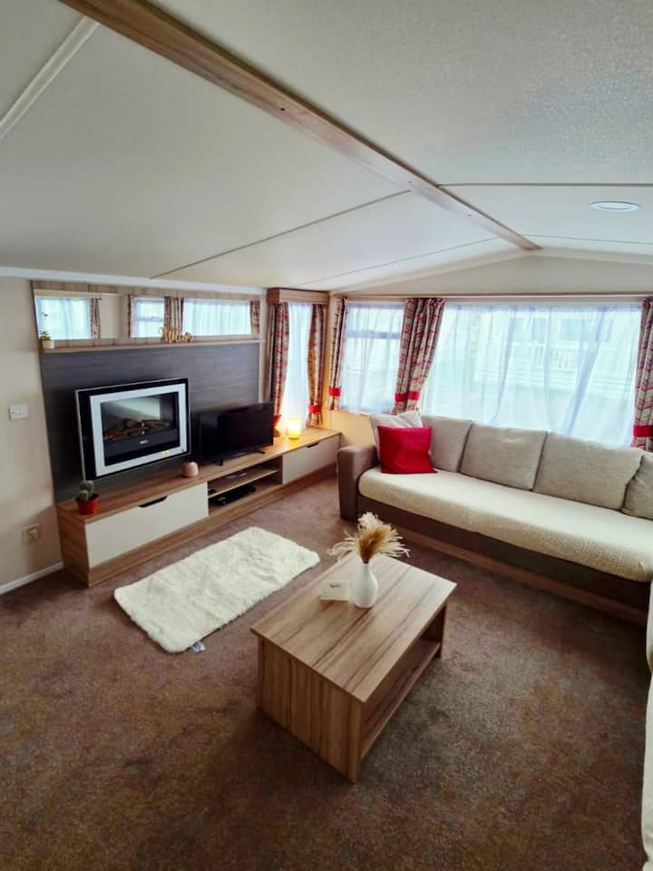 Holiday Home At Hoburne Naish - Highcliffe