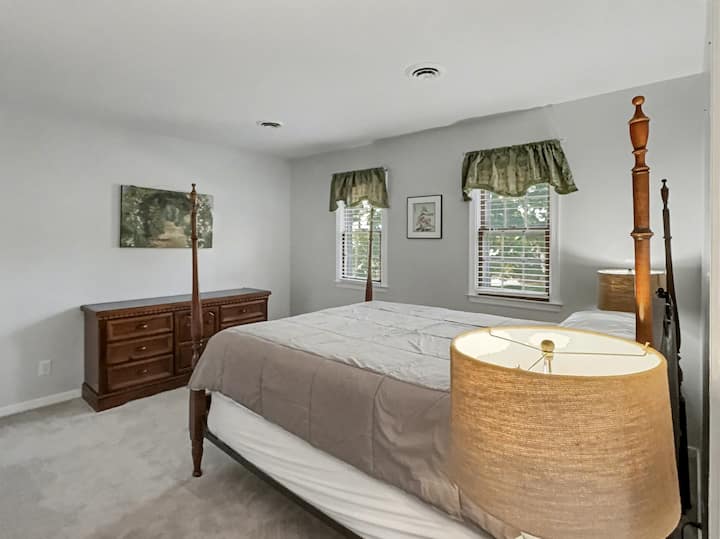 საძინებელი 4