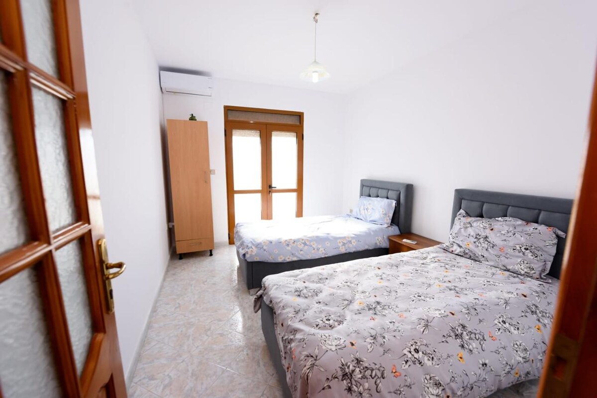 Listing 1531324814998891182