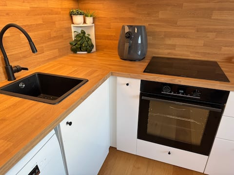 Top Airbnb: Documenta Comfort Apartment Skyline & Park View in Kassel