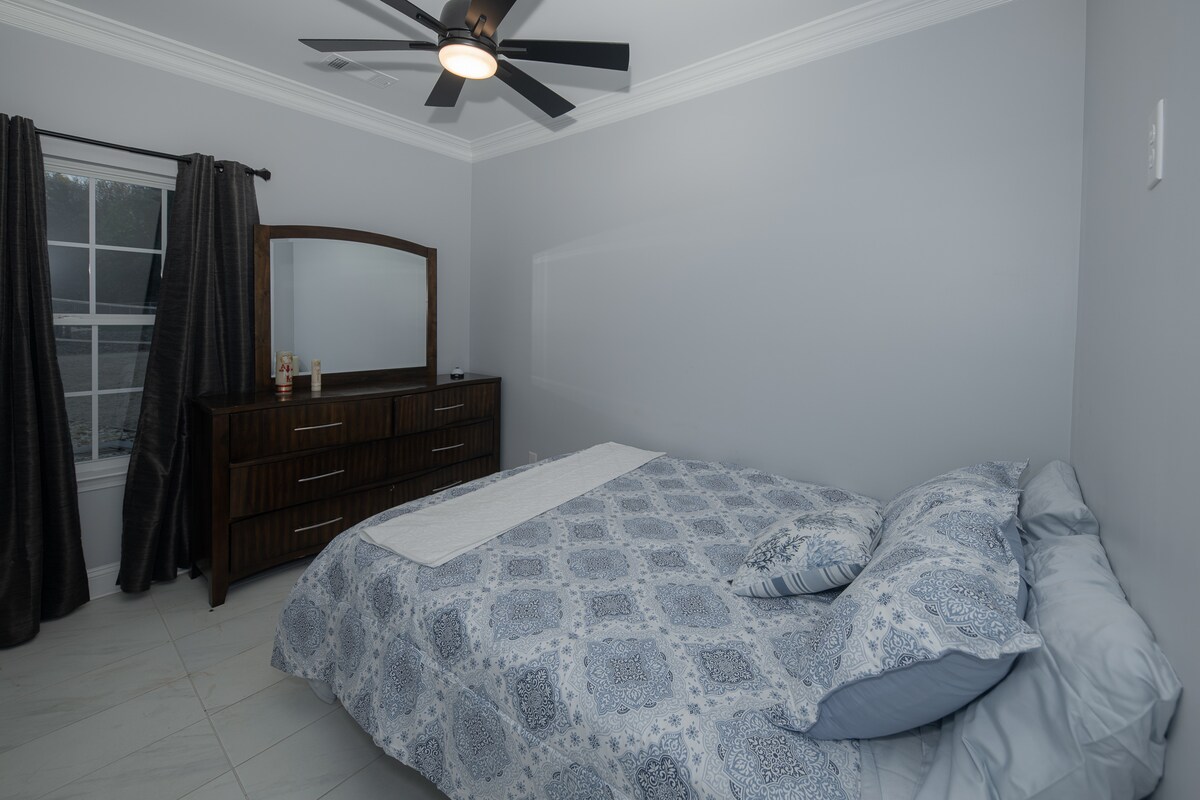 3BR Home in Gainesville | Pool | Peaceful Location