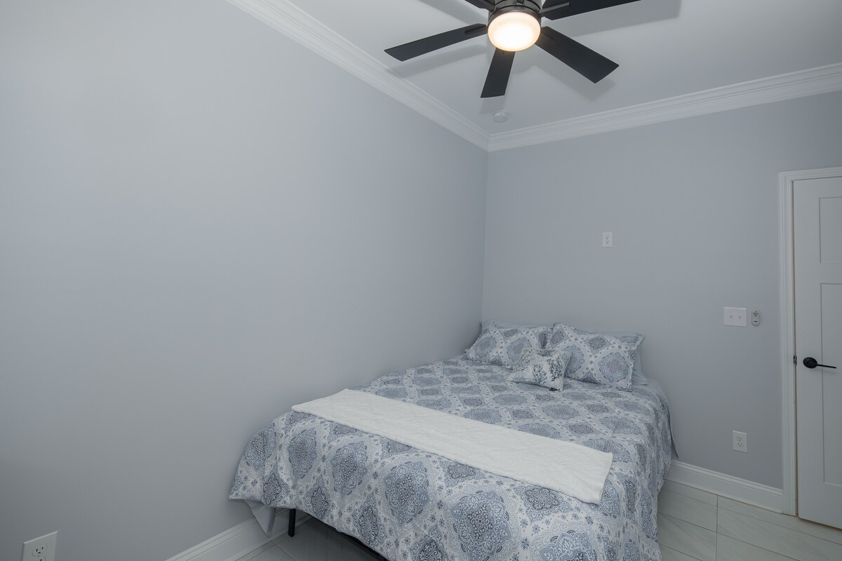 3BR Home in Gainesville | Pool | Peaceful Location