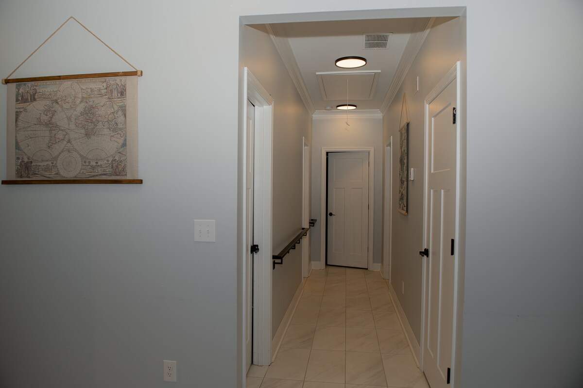 3BR Home in Gainesville | Pool | Peaceful Location
