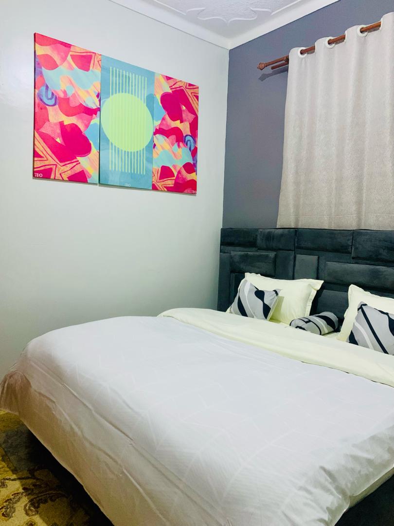 Udobnost koju pružaju madrac s oprugama i visokokvalitetna posteljina 