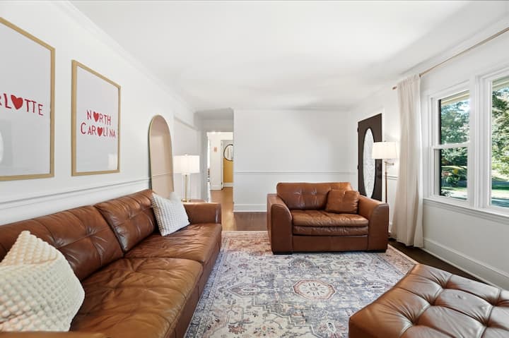 Cozy Abode In East Clt! Central Location! - Charlotte, NC
