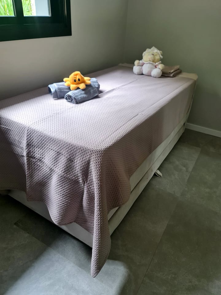 غرفة النوم 2