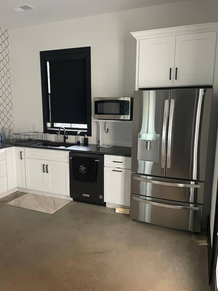 Tennessee Luxury Guest Apt.-many Extras! Sleeps 3 - Lewisburg, TN