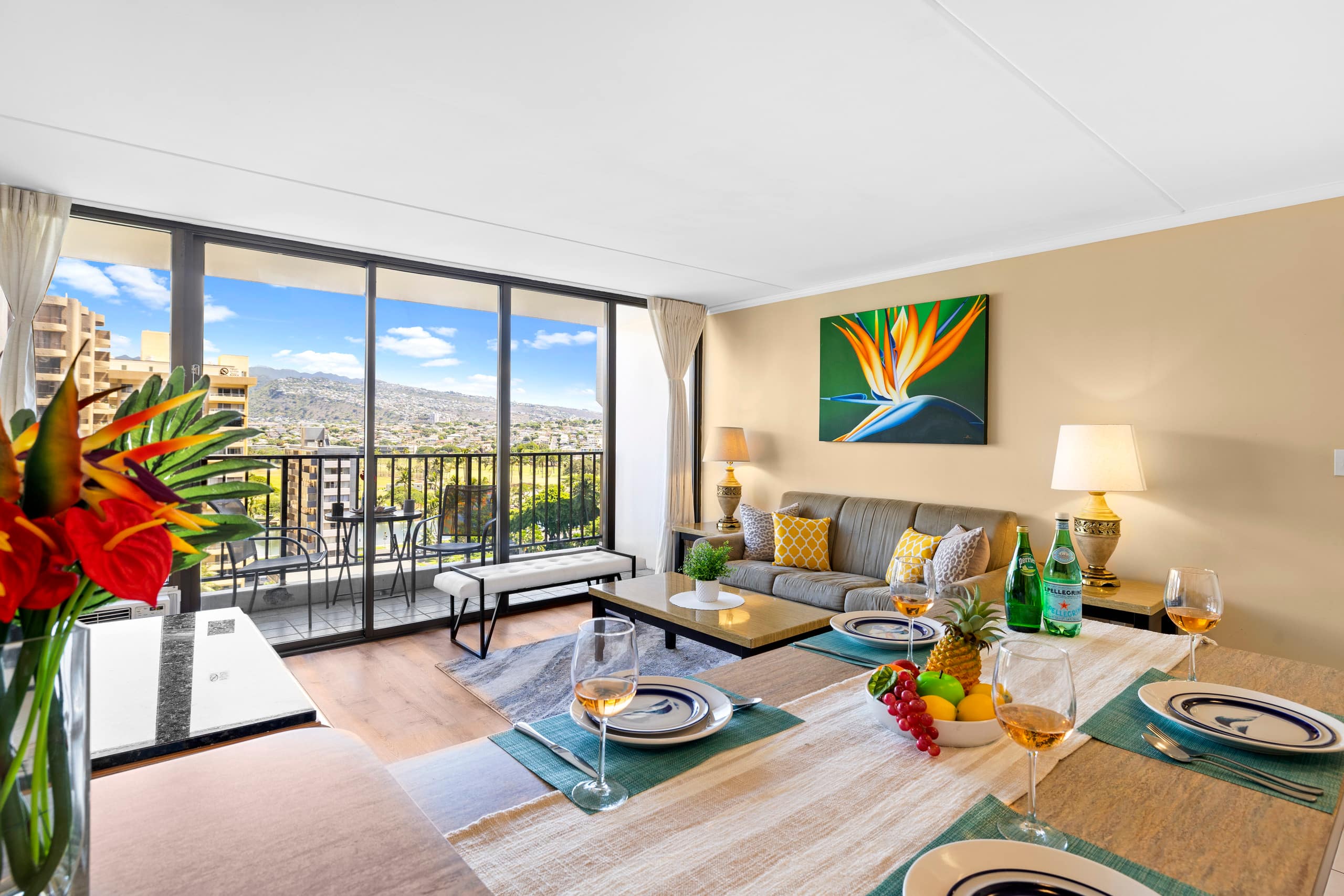 Condo in Honolulu · ★4.76 · 1 bedroom · 3 beds · 1 private bath - Image 16