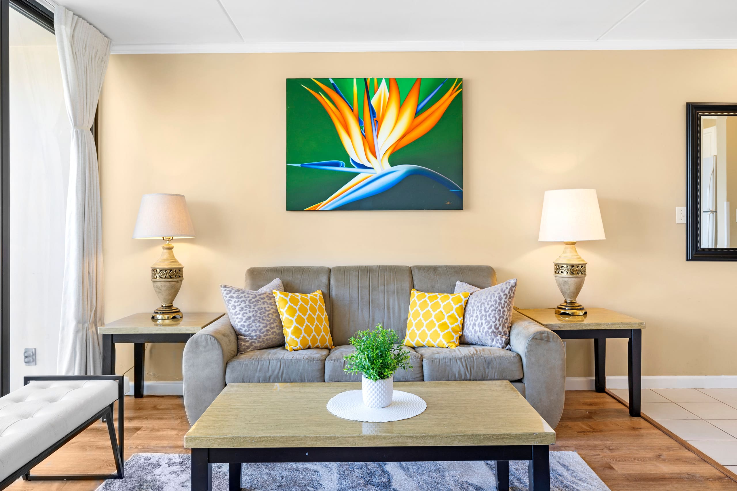 Condo in Honolulu · ★4.76 · 1 bedroom · 3 beds · 1 private bath - Image 7
