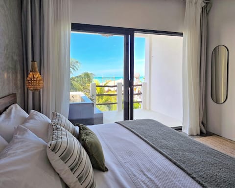 Airbnb con mejor rendimiento: Beachfront Escape in Hollbox en Lázaro Cárdenas