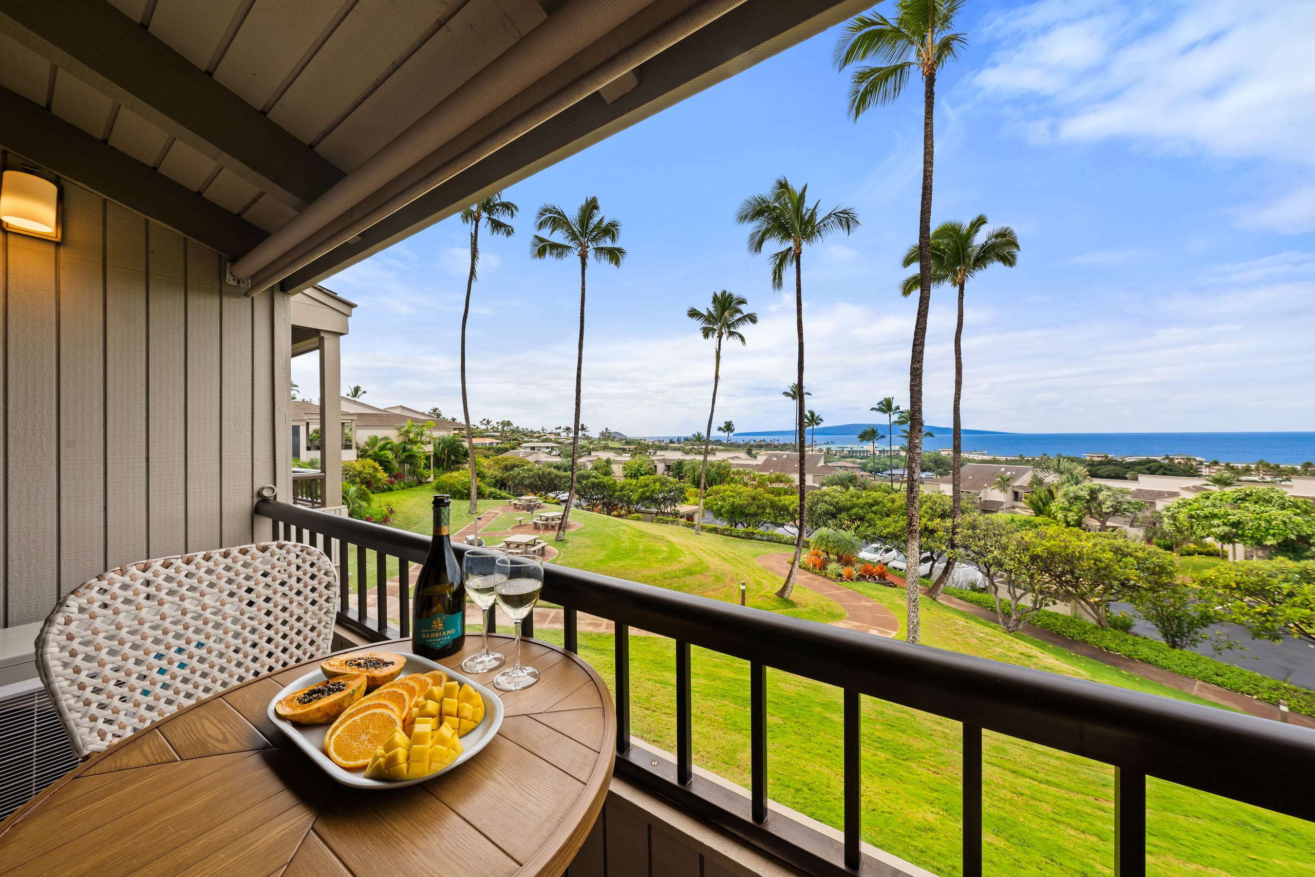 Luxe Wailea Getaway | Stunning Ocean Views - Image 60