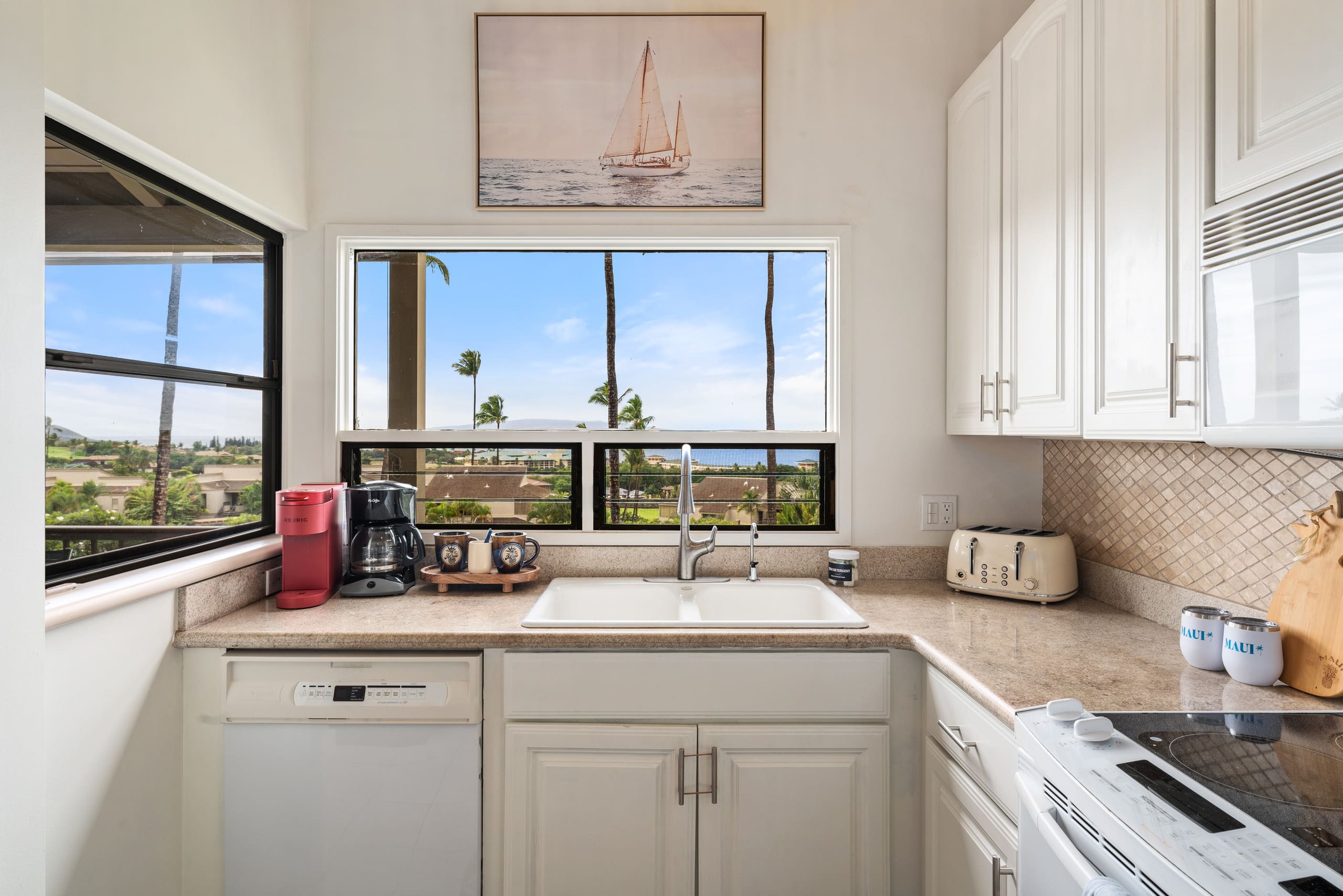 Luxe Wailea Getaway | Stunning Ocean Views - Image 19