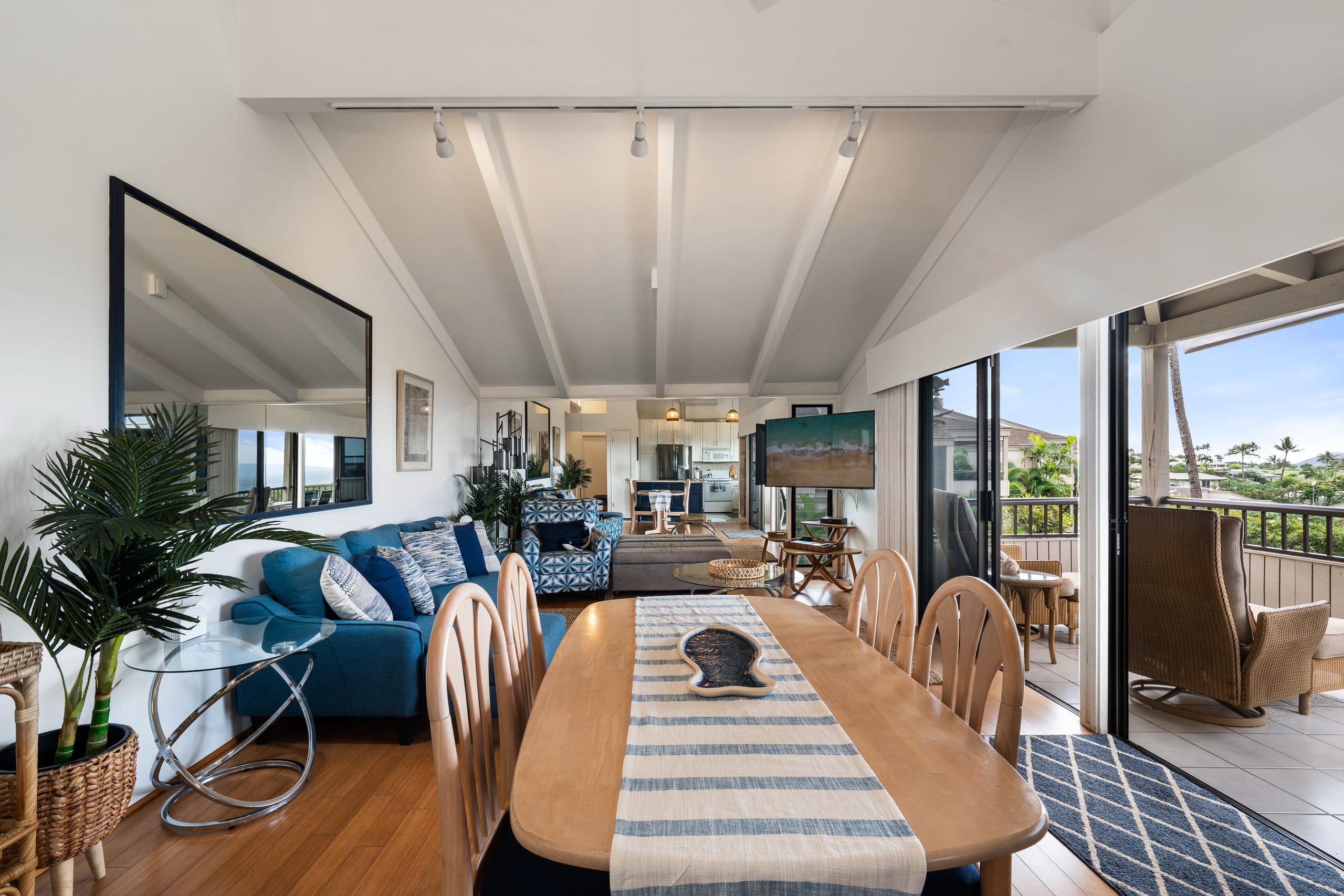 Luxe Wailea Getaway | Stunning Ocean Views - Image 27